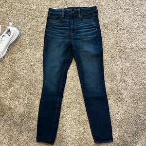 American Eagle High Rise Jeggings. Size 8 long. Like new